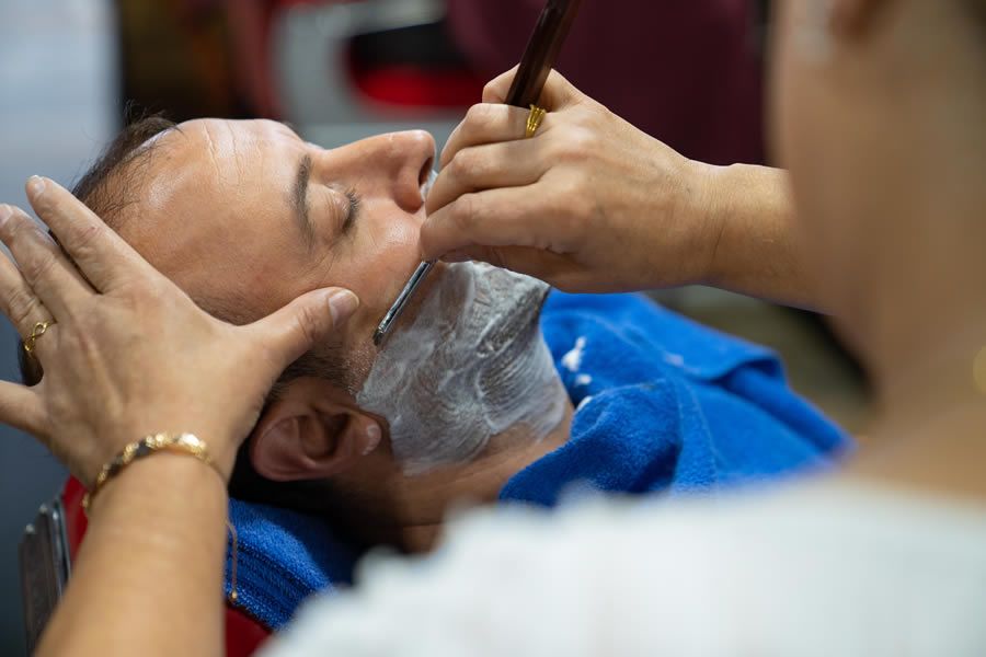Hot Shave. 